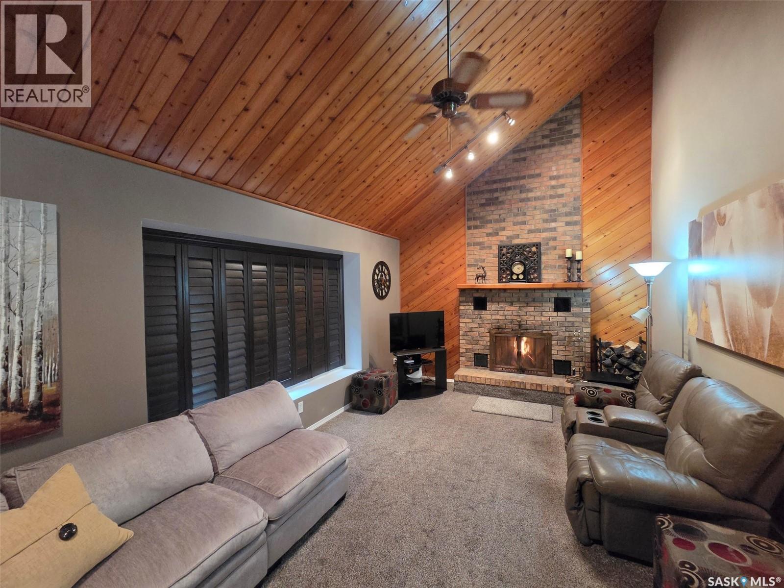 228 Railway AVENUE, Wawota — photo 9