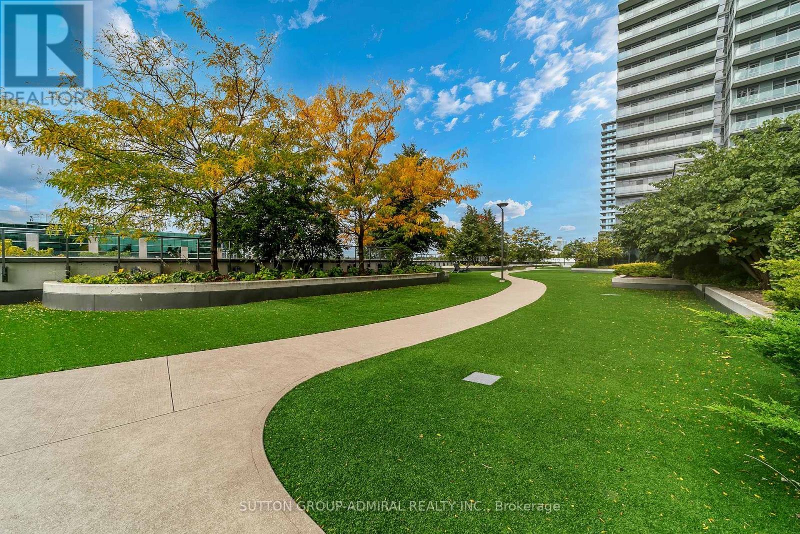 #1005 55 ONEIDA CRESCENT - Image 26