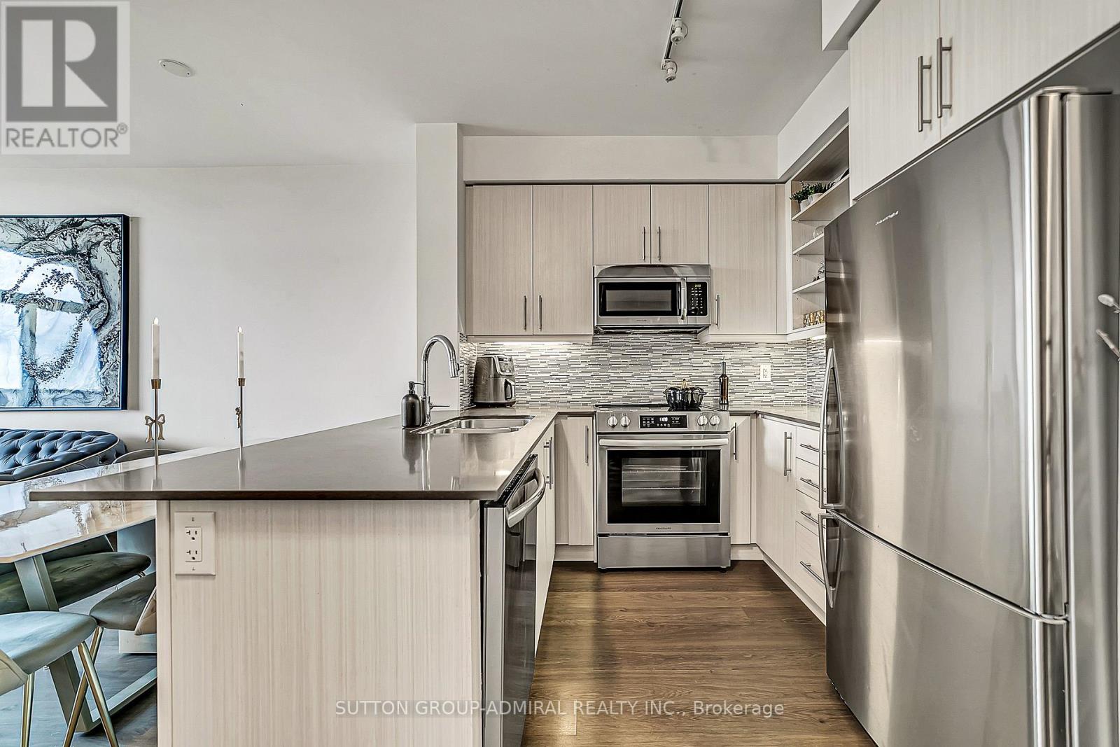 #1005 55 ONEIDA CRESCENT - Image 8