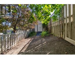 958 Smithside Court, Peterborough, ON K9J8E2 Photo 34