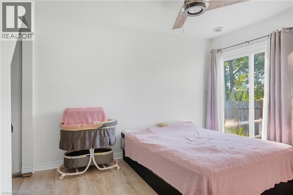 21 EXETER Avenue - 7
