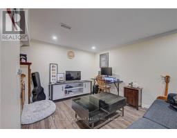Laundry room - 3160 Binbrook Road, Hamilton, ON L0R1C0 Photo 13