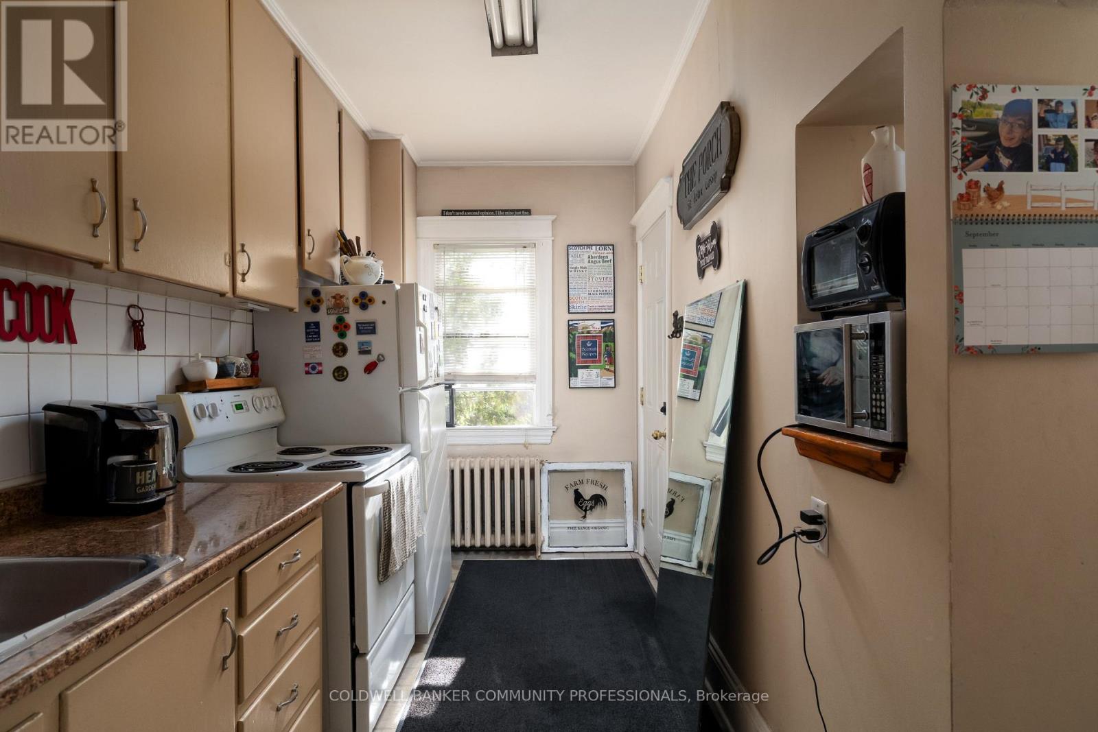 155 SHERMAN AVENUE S - 34