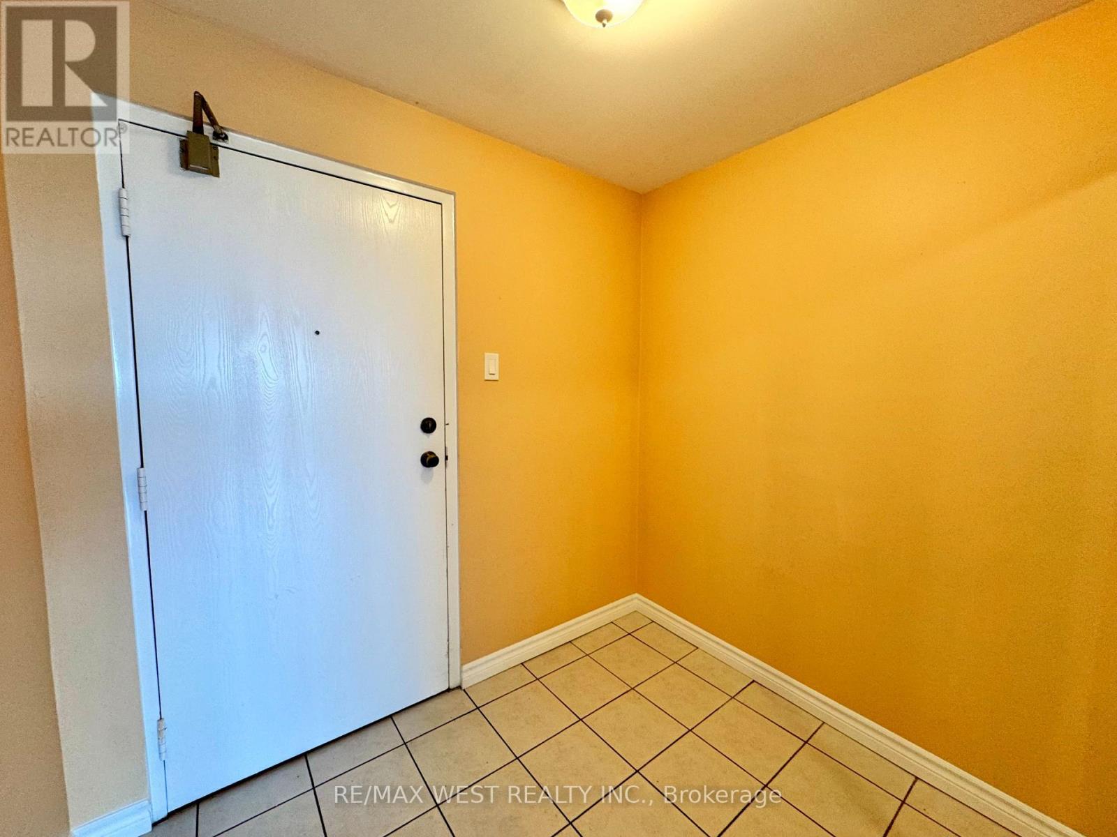 1506 - 55 GREEN VALLEY DRIVE — photo 3