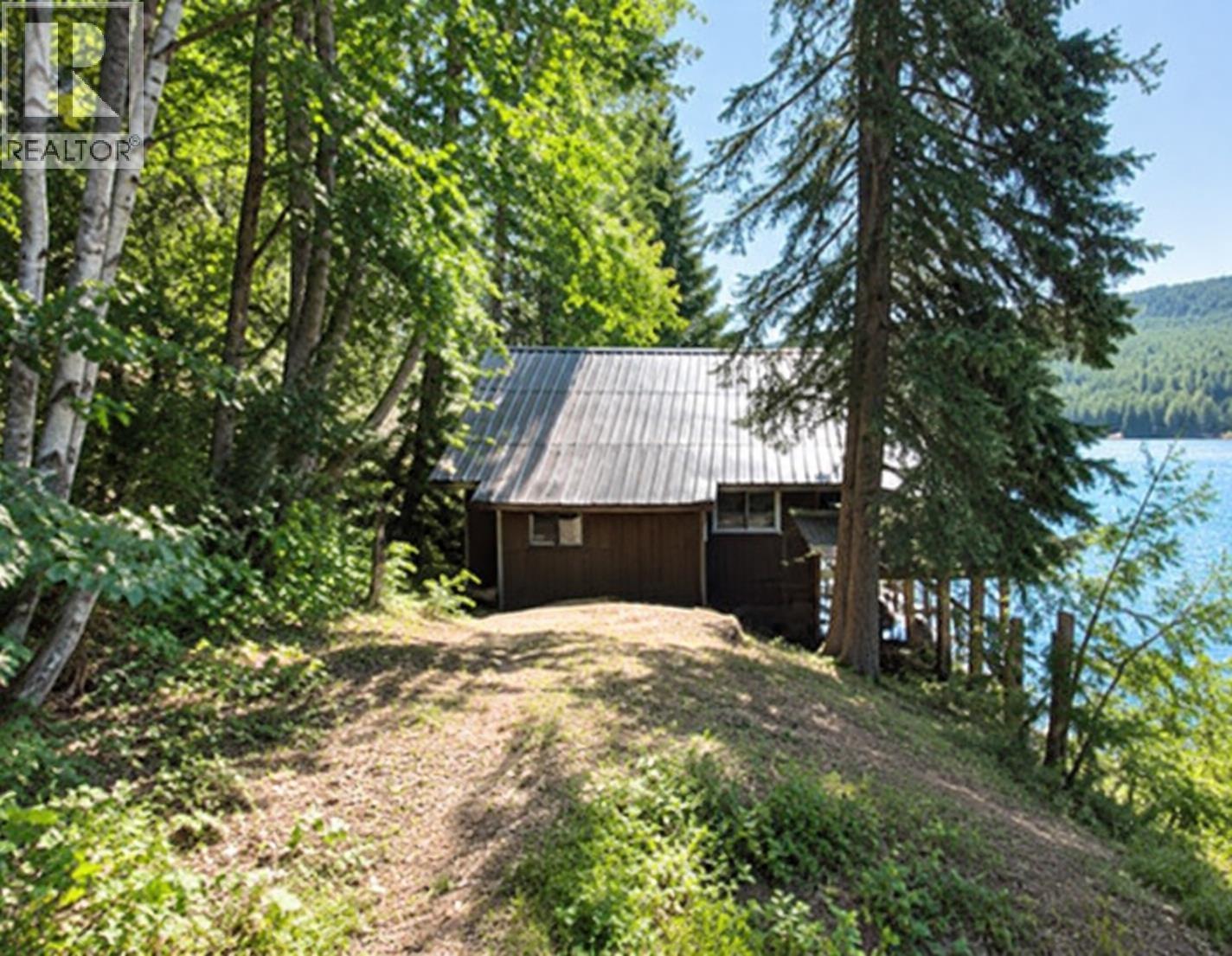 5276 CARIBOO LAKE ROAD - Image 12
