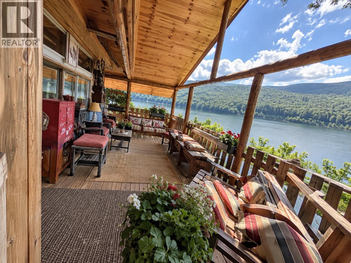 5276 CARIBOO LAKE ROAD - 16