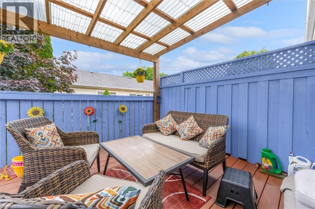 149 SILVERBIRCH Boulevard - Image 30
