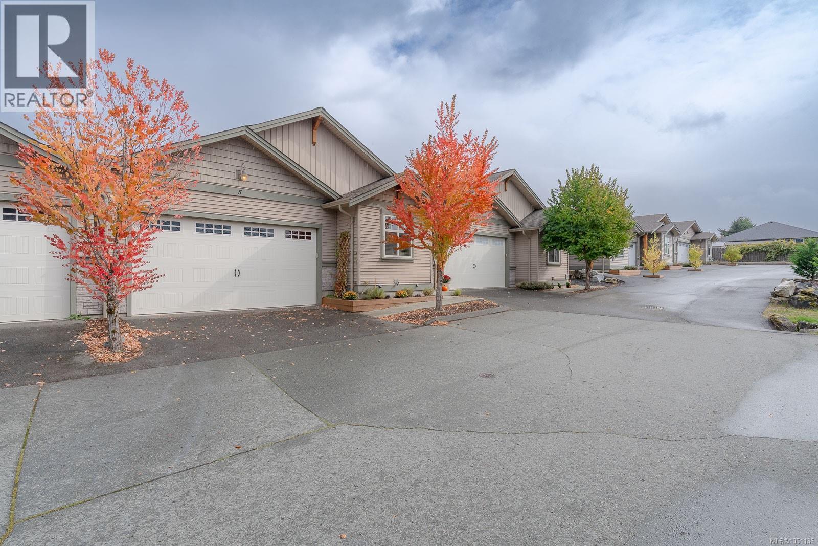 #5 3774 12th Ave - 30