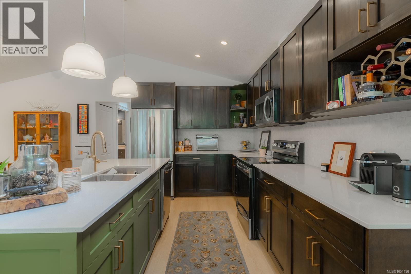 #5 3774 12th Ave - Image 7
