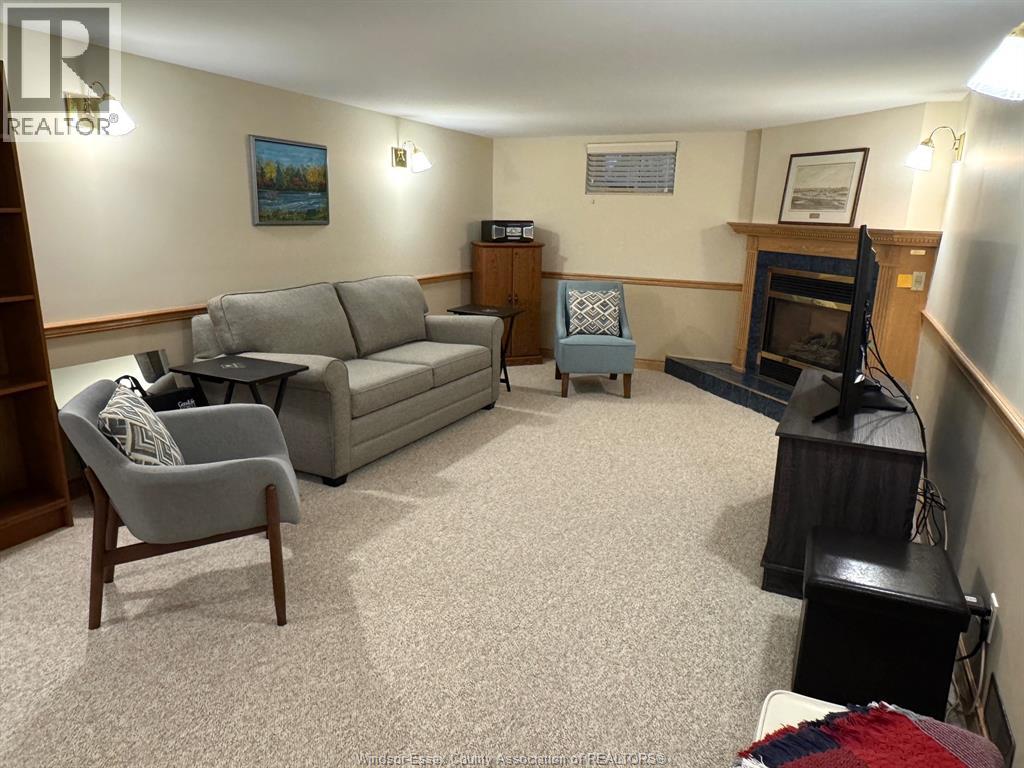 880 PATRICE DRIVE - 39