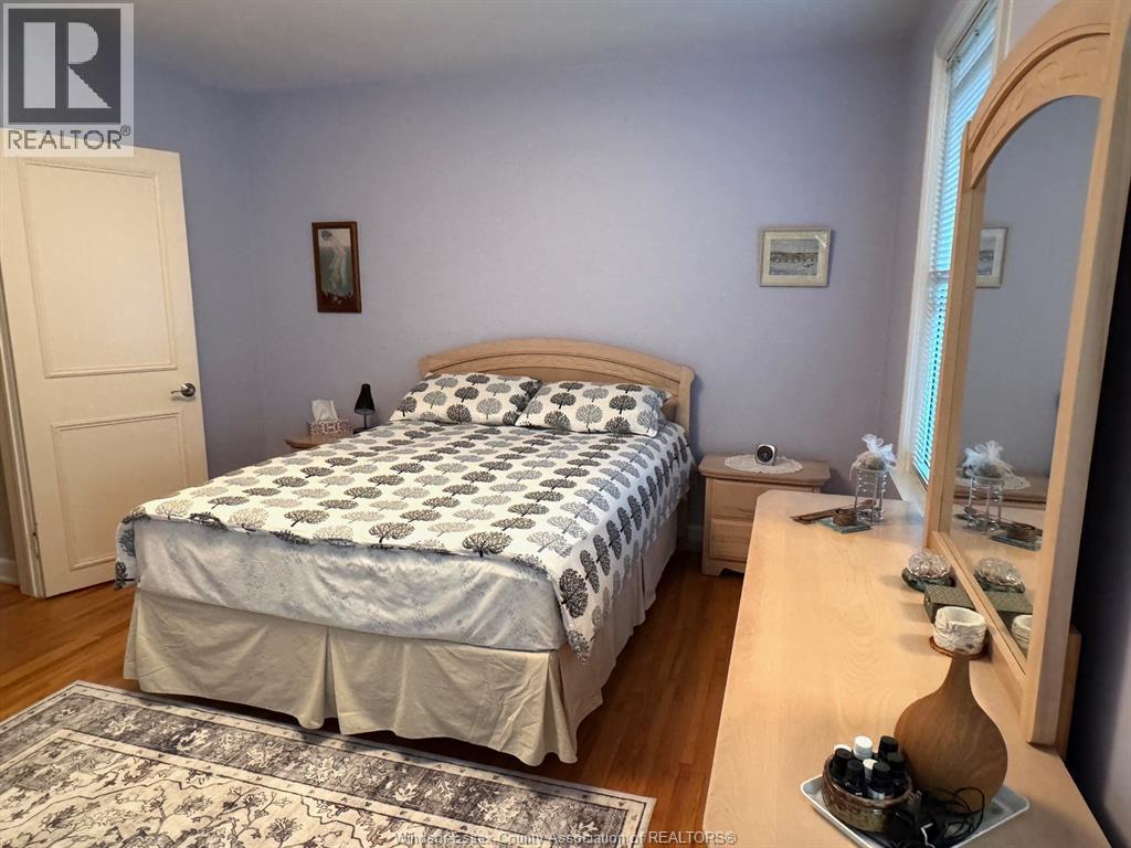 880 PATRICE DRIVE - 21