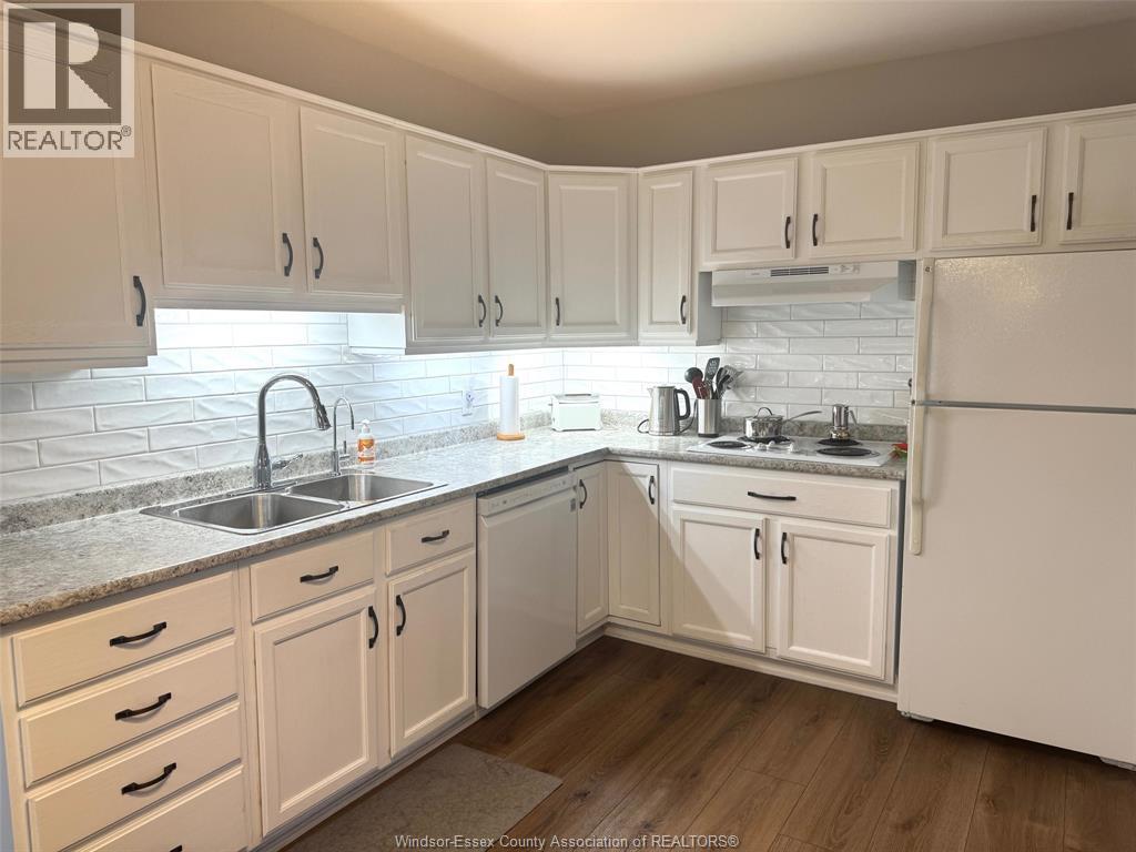 880 PATRICE DRIVE - Image 16
