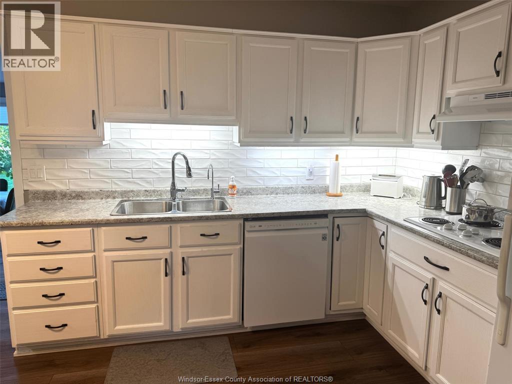 880 PATRICE DRIVE - 17