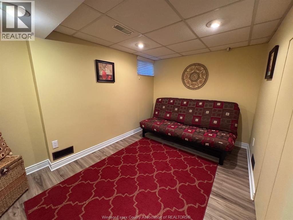 880 PATRICE DRIVE - 40