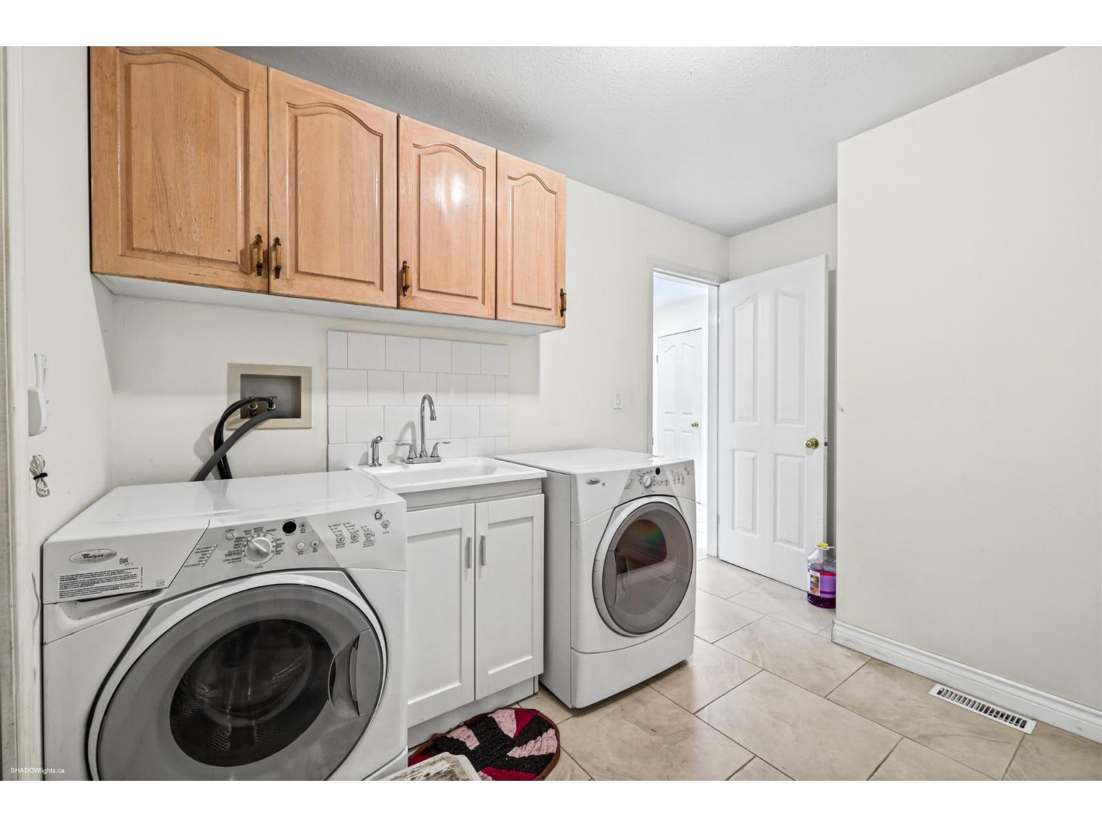 3 Bed, 3 Bath House for Sale in Surrey – 12329 NORTHPARK CRESCENT, Surrey – MLS# R3169932 - Image 22