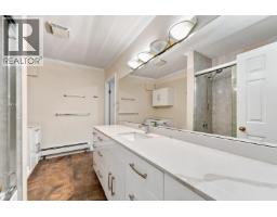 Lower 2426 Westhill Court, West Vancouver, BC V7S3A5 Photo 28