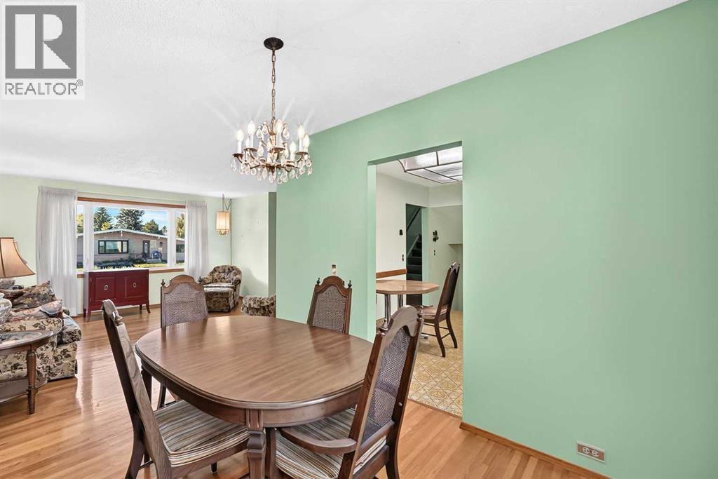 10424 2 Street SE - 9