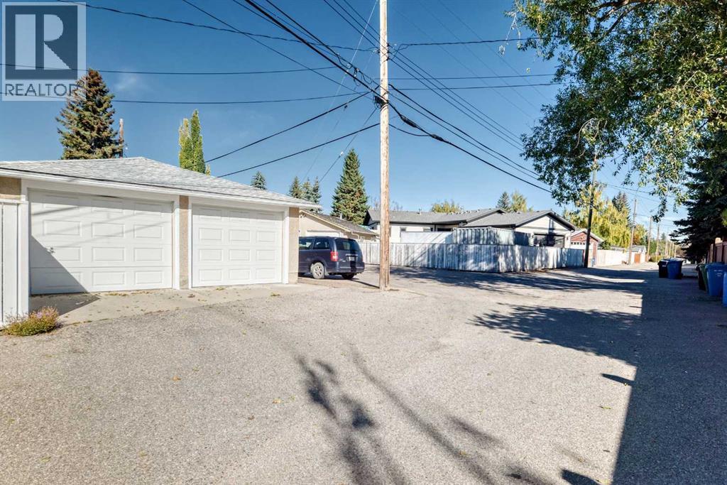 10424 2 Street SE - 44