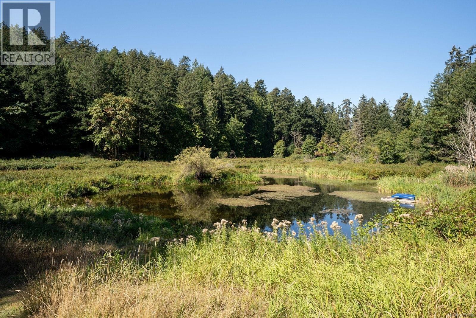 5320 Old West Saanich Rd - 25