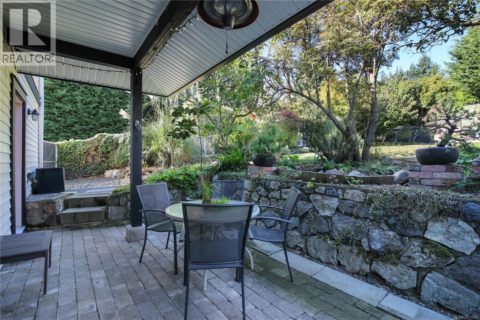 520 Elizabeth Ann Dr - Image 23