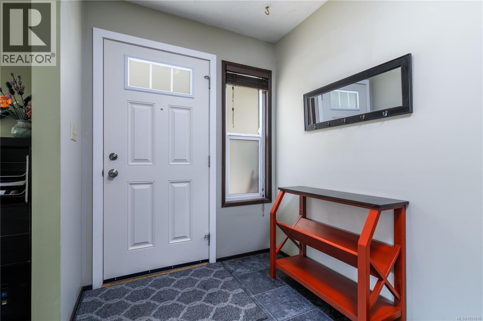 520 Elizabeth Ann Dr - 3