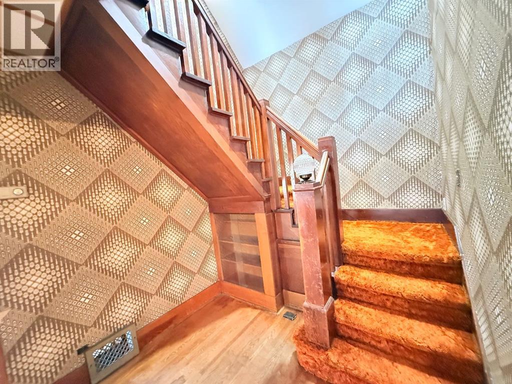 Listing photo – 5116 53 Street, Rocky Mountain House