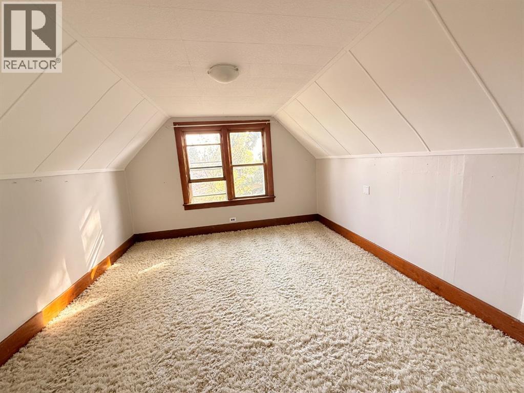 Listing photo – 5116 53 Street, Rocky Mountain House