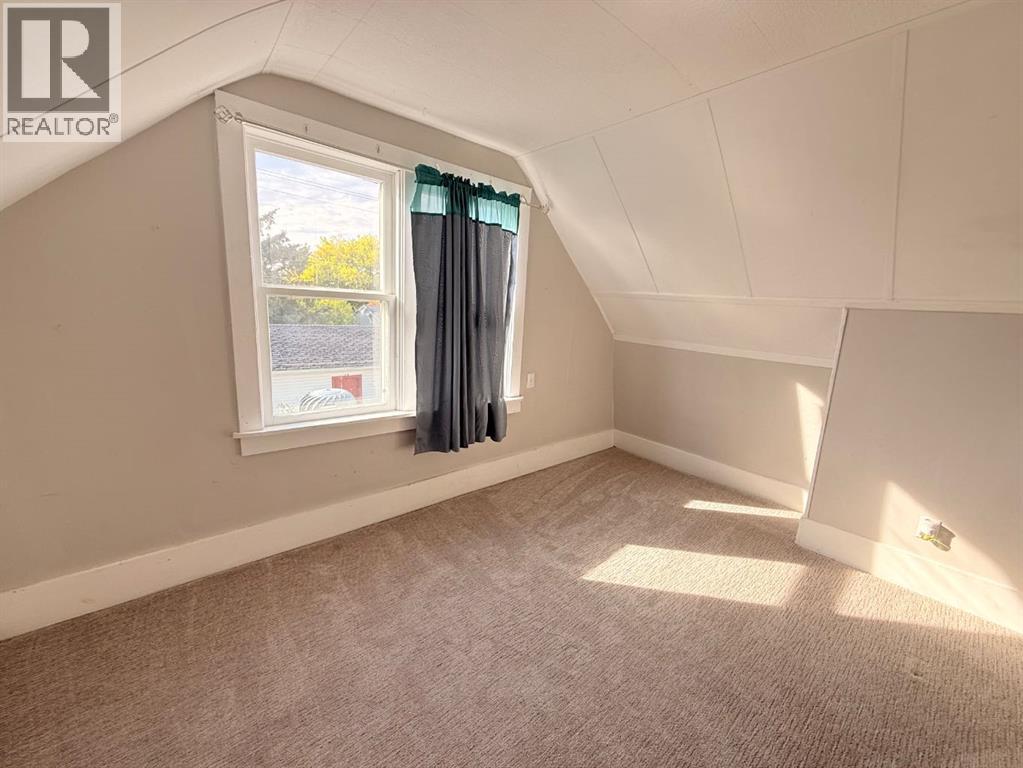 Listing photo – 5116 53 Street, Rocky Mountain House