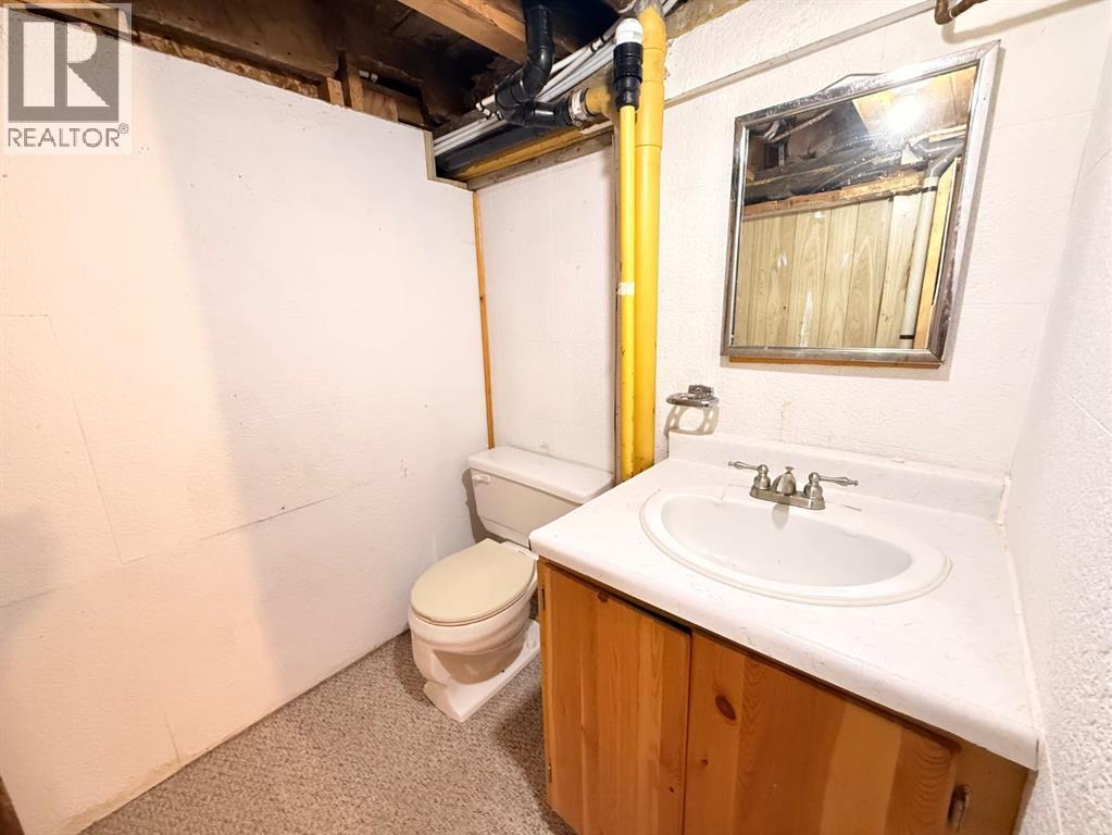 Listing photo – 5116 53 Street, Rocky Mountain House