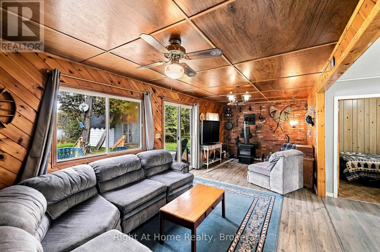 25 SNOW LK LANE - Image 19