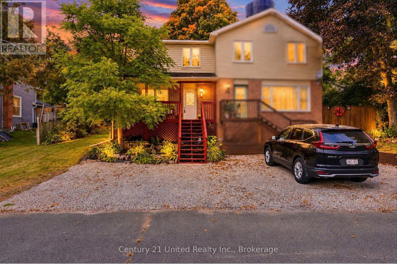 46 RIDGE STREET - 1