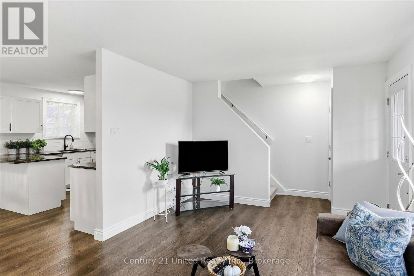 46 RIDGE STREET - 17