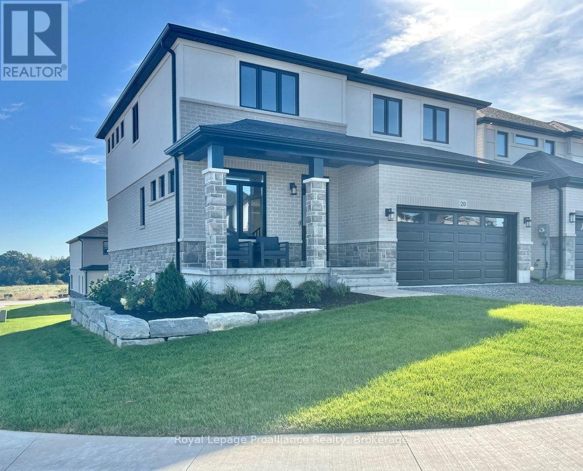 20 PEACE RIVER STREET - 1