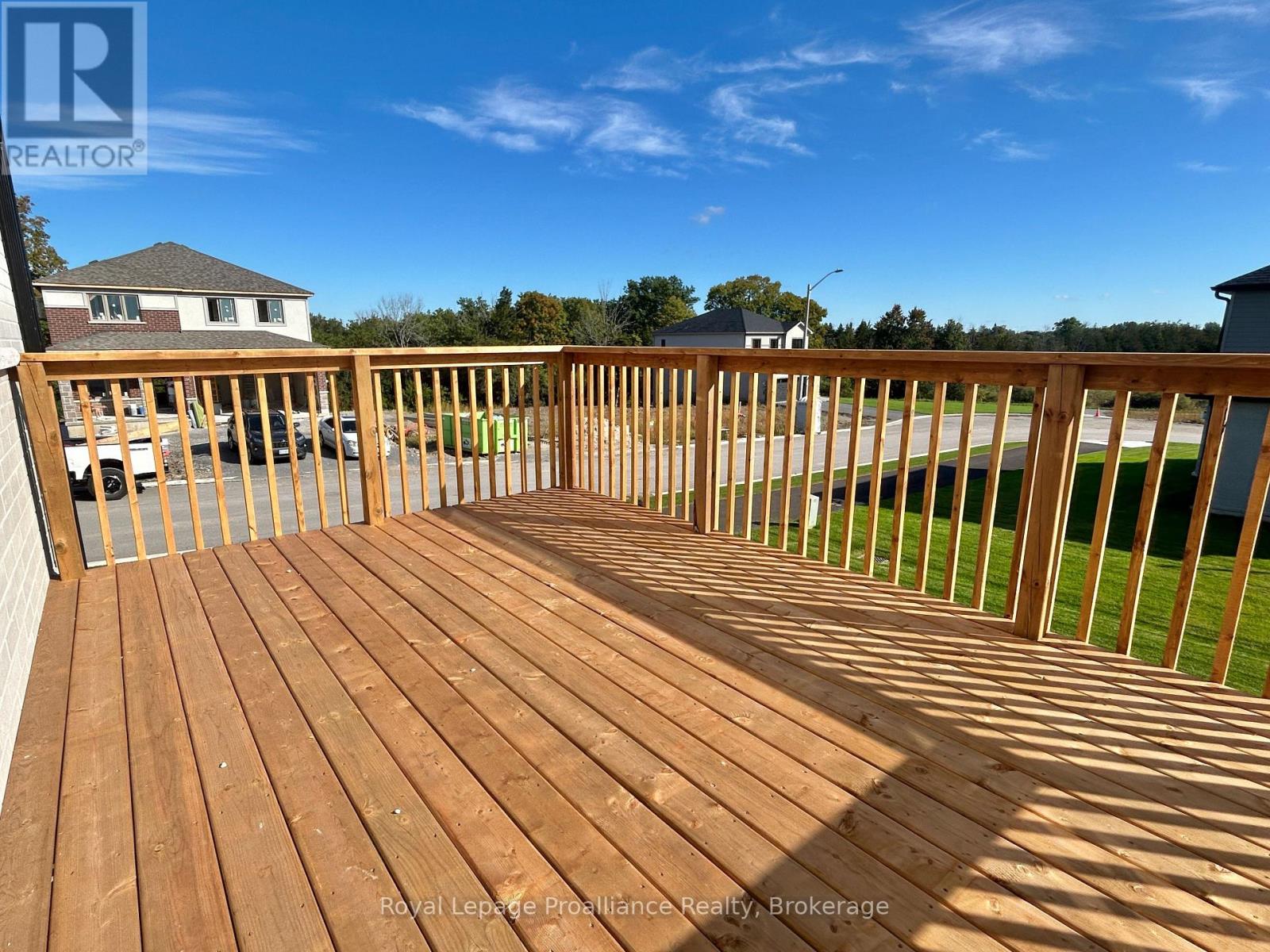 20 PEACE RIVER STREET - 11