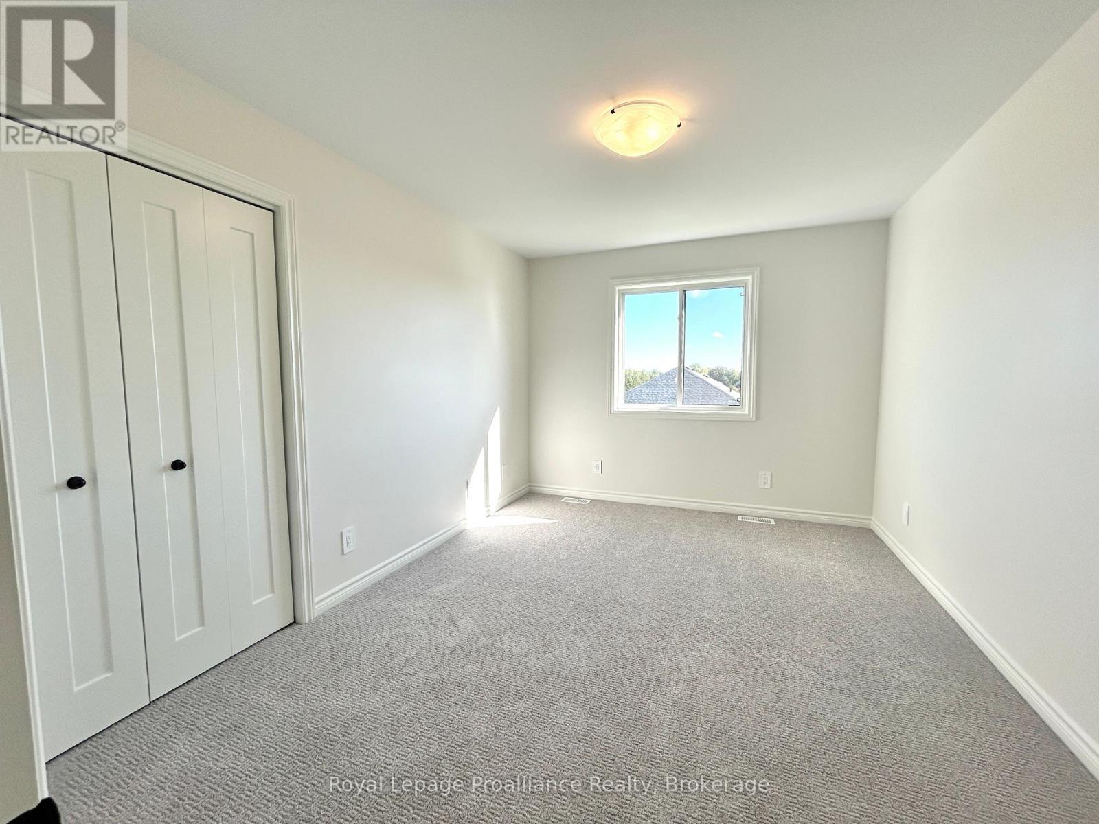 20 PEACE RIVER STREET - Image 15