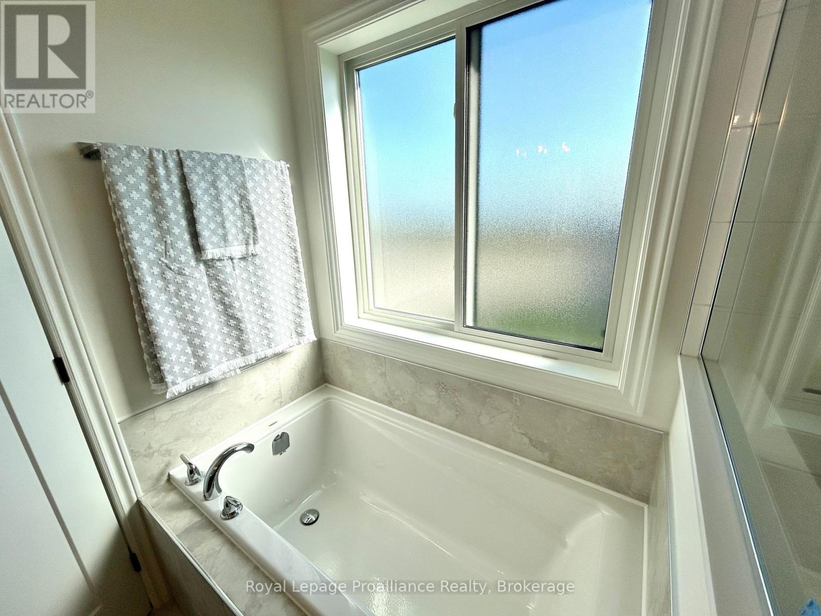 20 PEACE RIVER STREET - 24
