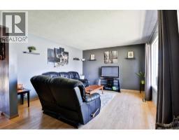 2700 12 Avenue N - photo 3