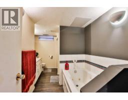 2700 12 Avenue N - photo 17