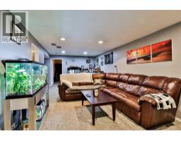 2700 12 Avenue N - photo 16