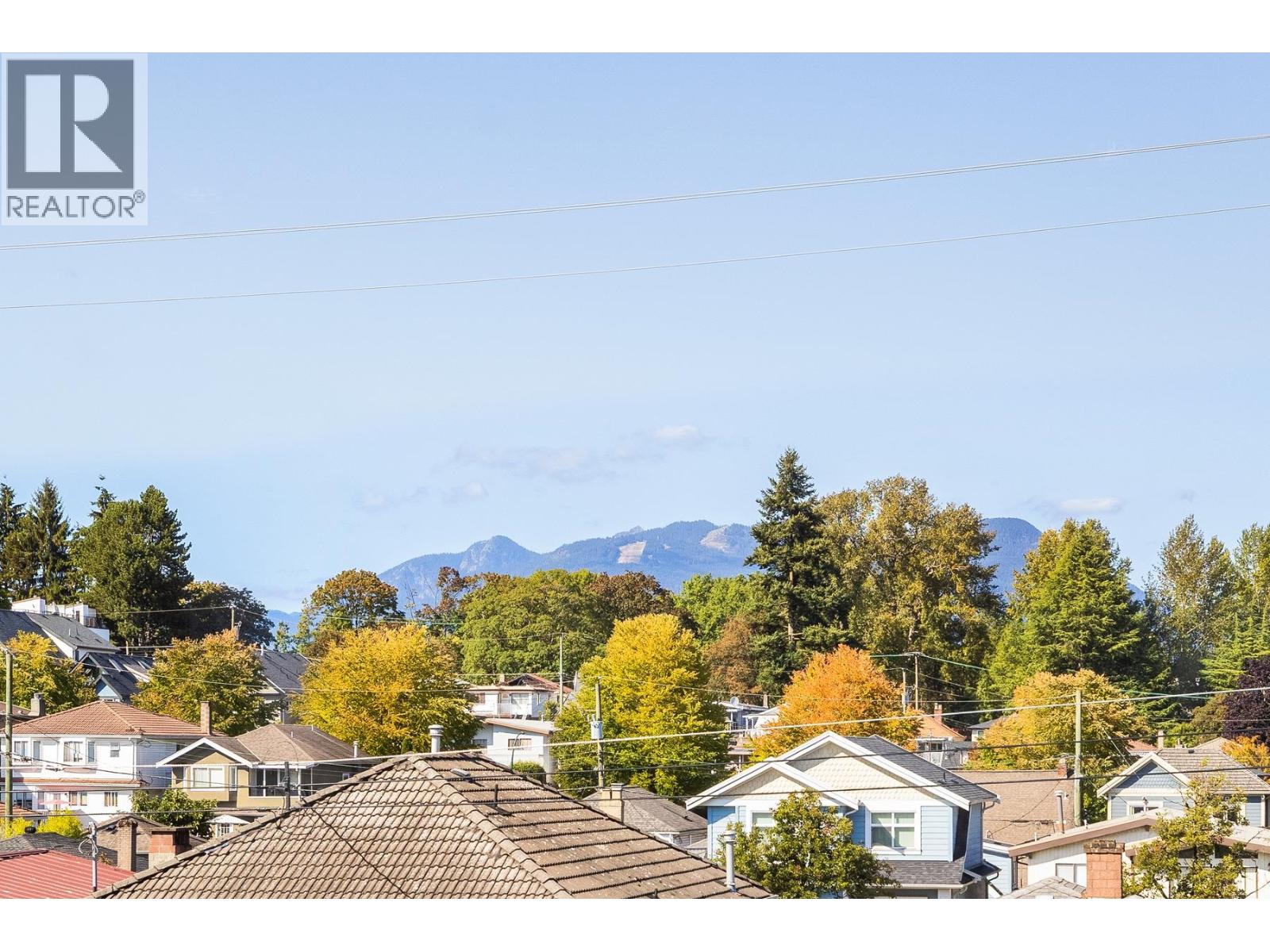 3 2995 ADANAC STREET, Vancouver - Image 1