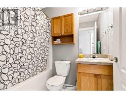 104 Dickey Bay, Fort Mcmurray, AB T9K2L4 Photo 22