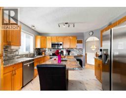 4pc Bathroom - 104 Dickey Bay, Fort Mcmurray, AB T9K2L4 Photo 10