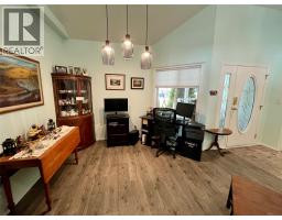 4pc Ensuite bath - 358 Oak Avenue, Sicamous, BC V0E2V1 Photo 15