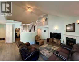 358 Oak Avenue, Sicamous, BC V0E2V1 Photo 24