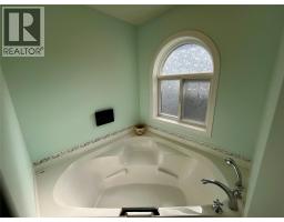 358 Oak Avenue, Sicamous, BC V0E2V1 Photo 30