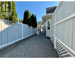 Kitchen - 358 Oak Avenue, Sicamous, BC V0E2V1 Photo 8