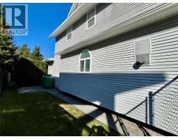 Den - 358 Oak Avenue, Sicamous, BC V0E2V1 Photo 9