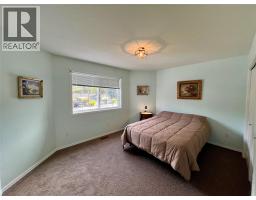 358 Oak Avenue, Sicamous, BC V0E2V1 Photo 41
