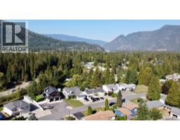 358 Oak Avenue, Sicamous, BC V0E2V1 Photo 52