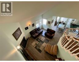 358 Oak Avenue, Sicamous, BC V0E2V1 Photo 35